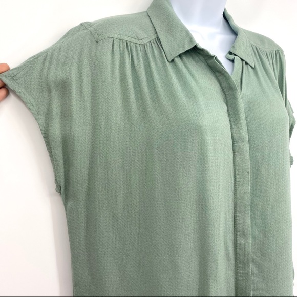 Lucky Brand 🍀 Green Solid Short Sleeve Top S - Picture 3 of 9